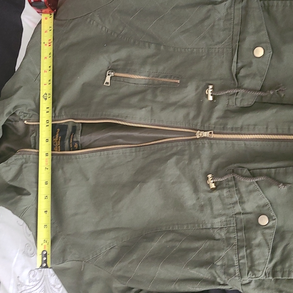 Jacket - Picture 6 of 6
